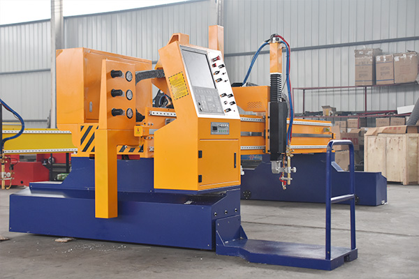 龍門式數控切割機的這些優勢你都知道嗎?